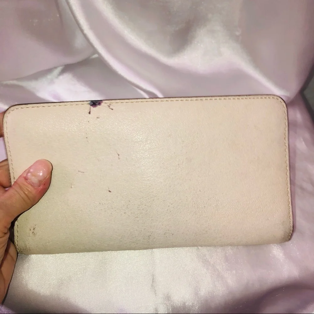 Michael Kors zip wallet